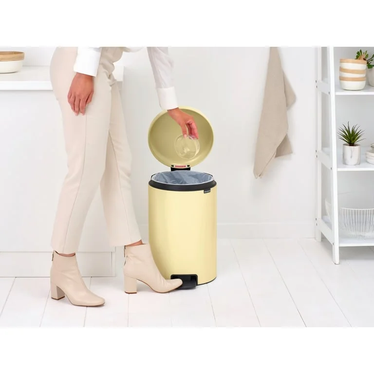 Pedal Waste Bin Brabantia NewIcon 20L, Mellow Yellow
