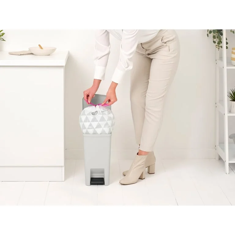 Кош за смет с педал Brabantia StepUp 10L, Light Grey