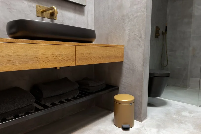 Кош за смет с педал Brabantia NewIcon 5L, Warm Gold