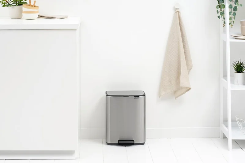 Кош за смет Brabantia Bo Pedal 12L, Matt Steel Fingerprint Proof