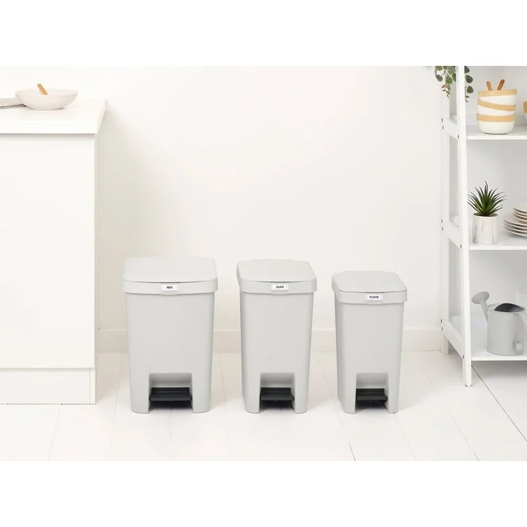 Pedal Waste Bin Brabantia StepUp 16L, Light Grey