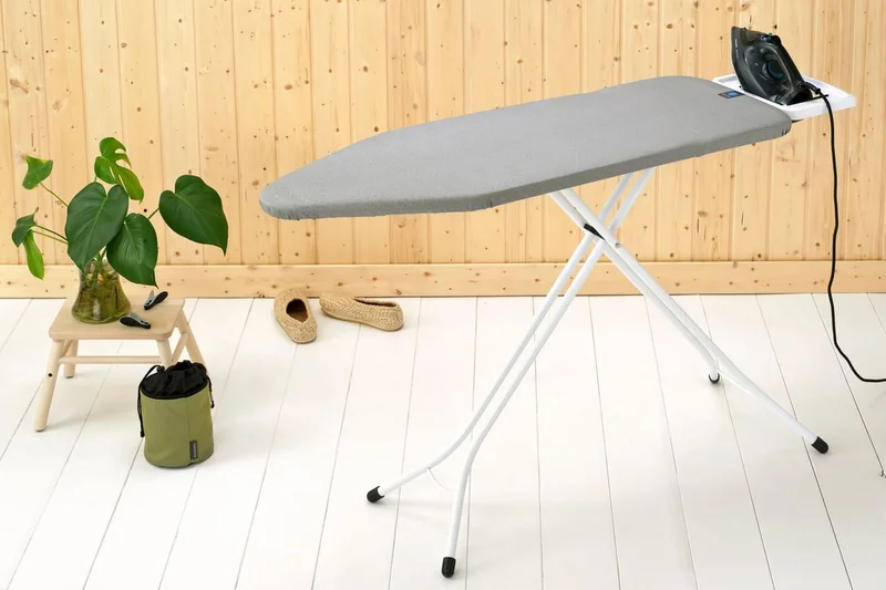 Маса за гладене Brabantia C 124x45cm с масивна поставка за ютия, Metallised
