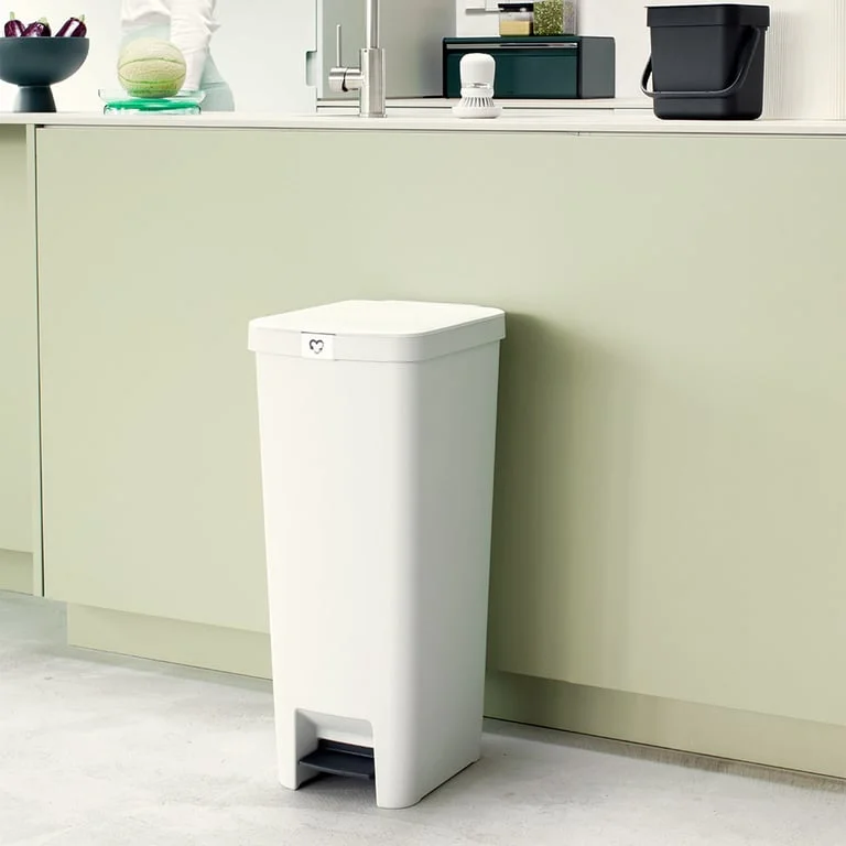 Pedal Waste Bin Brabantia StepUp 40L, Light Grey