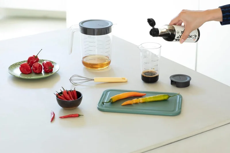 Комплект мерителни кани Brabantia Tasty+ Dark Grey 2 броя