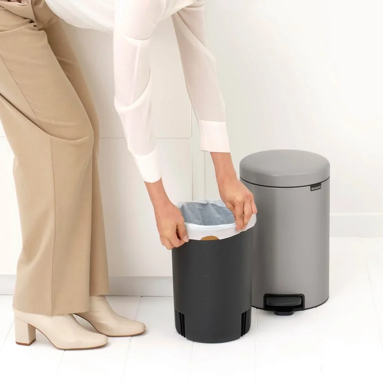 Кош за смет с педал Brabantia NewIcon 12L, Soft Grey
