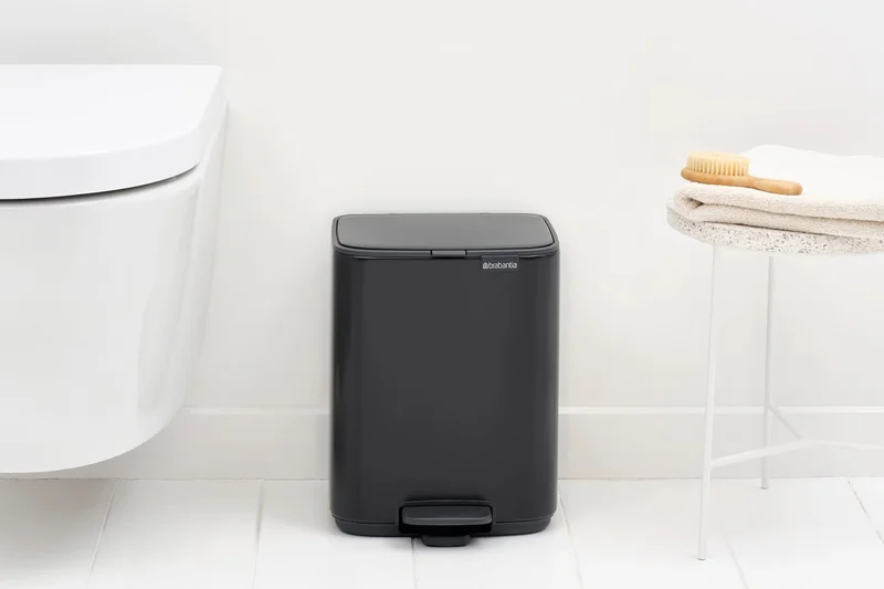Кош за смет Brabantia Bo Pedal 7L, Matt Black
