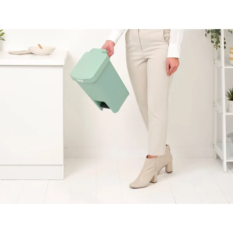 Pedal Waste Bin Brabantia StepUp 10L, Jade Green