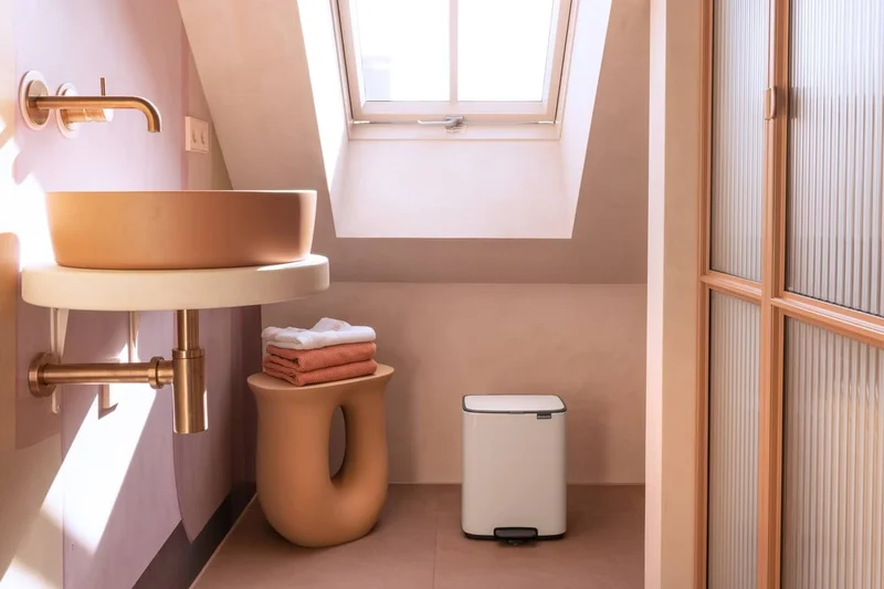 Кош за смет Brabantia Bo Pedal 12L, White