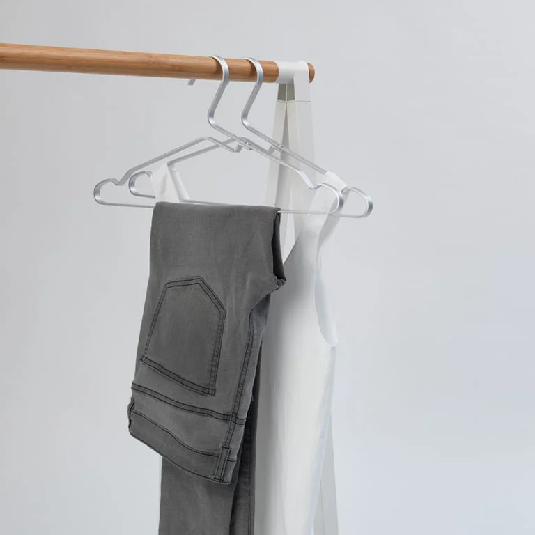Закачалки за дрехи Brabantia Linn Silver, алуминий, сиви, 4 броя