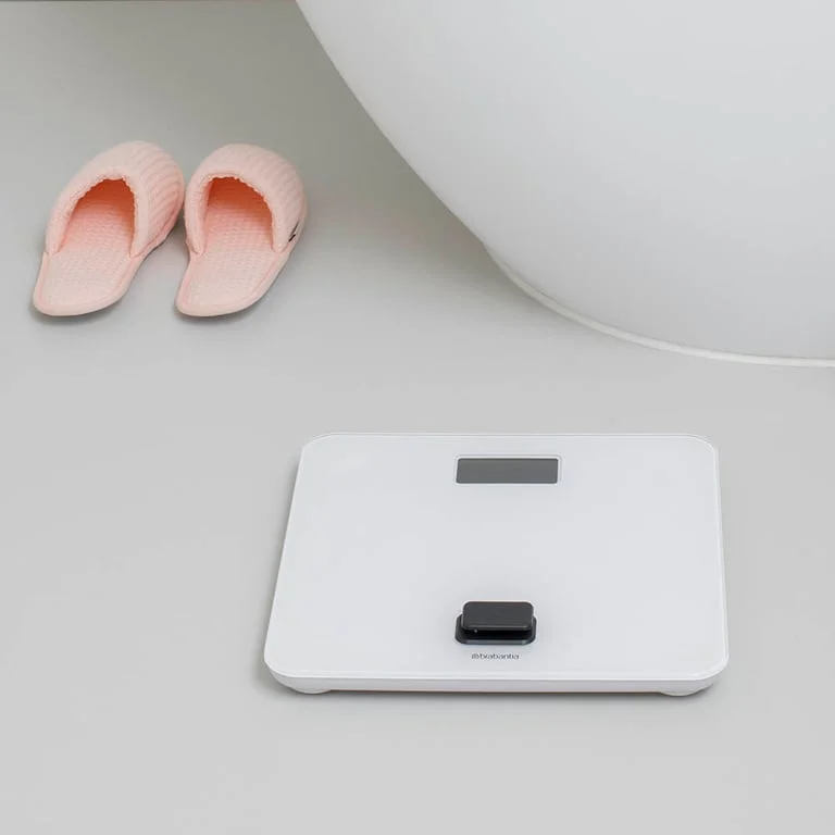 Дигитална везна за баня Brabantia ReNew White, работа без батерии