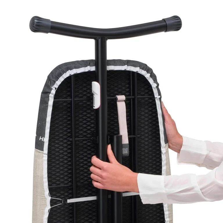 Маса за гладене Brabantia D 135x45cm с топлоустойчива зона за ютия, Denim Grey