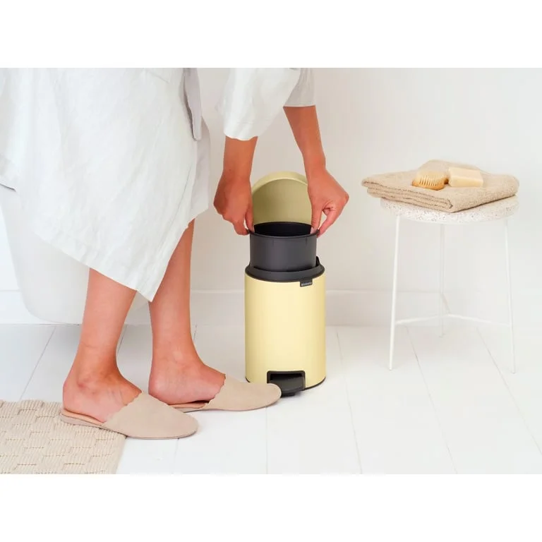 Pedal Waste Bin Brabantia NewIcon 3L, Mellow Yellow