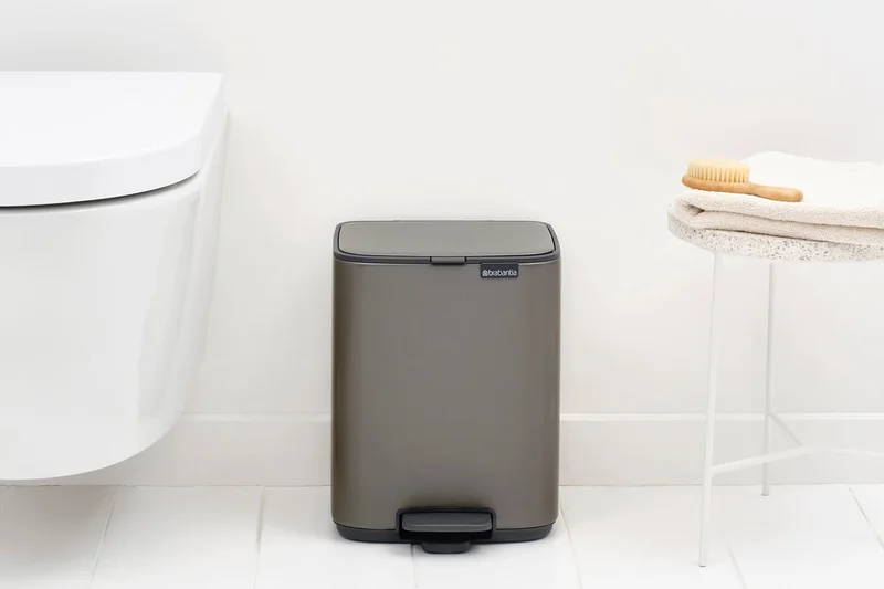 Кош за смет Brabantia Bo Pedal 7L, Platinum