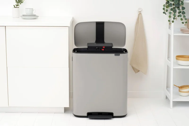 Waste Bin Brabantia Bo Pedal 60L, Soft Grey