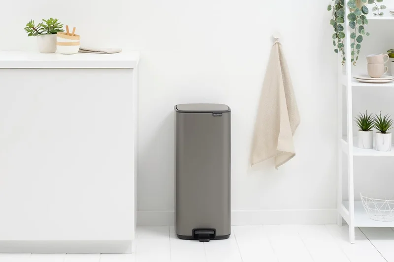Кош за смет Brabantia Bo Pedal 30L, Platinum