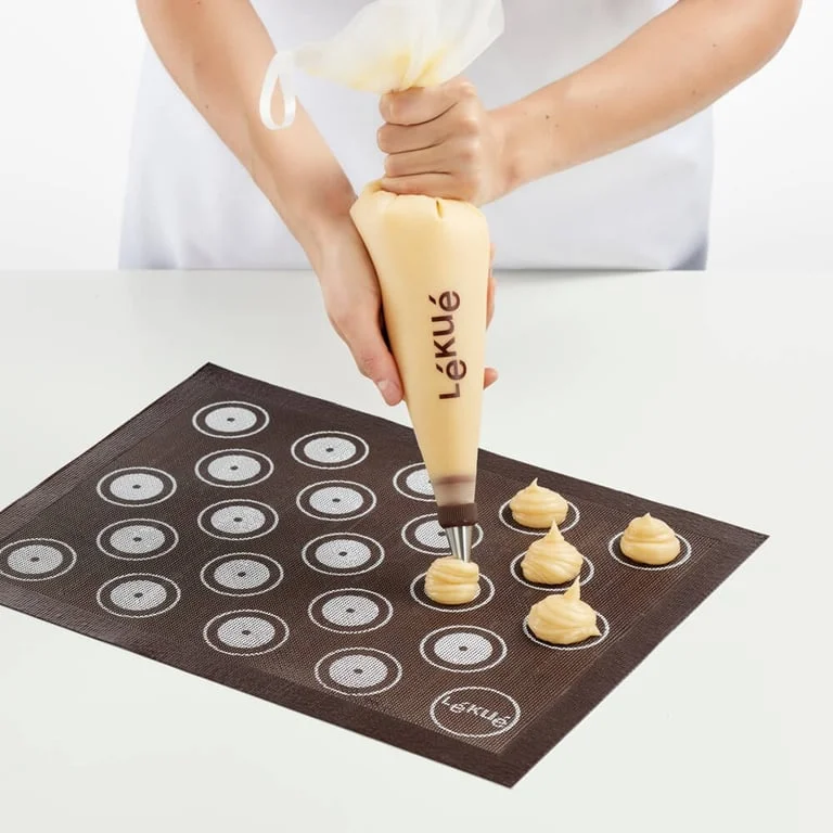 Reusable Piping Bag Kit Lekue, with 3 nozzles