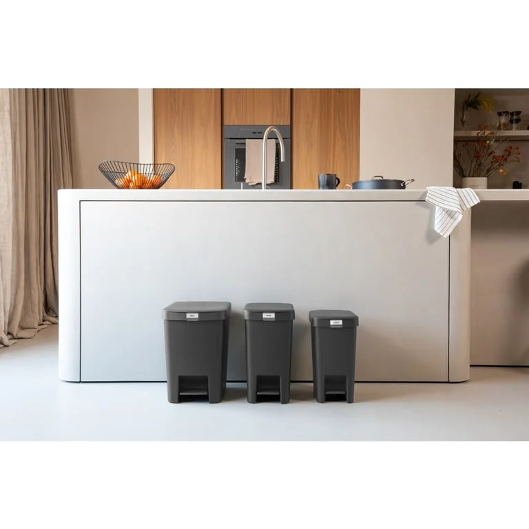 Pedal Waste Bin Brabantia StepUp 16L, Dark Grey