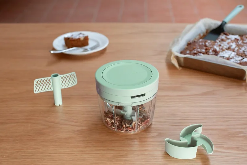 Уред за кълцане ръчен Brabantia Tasty+ Jade Green