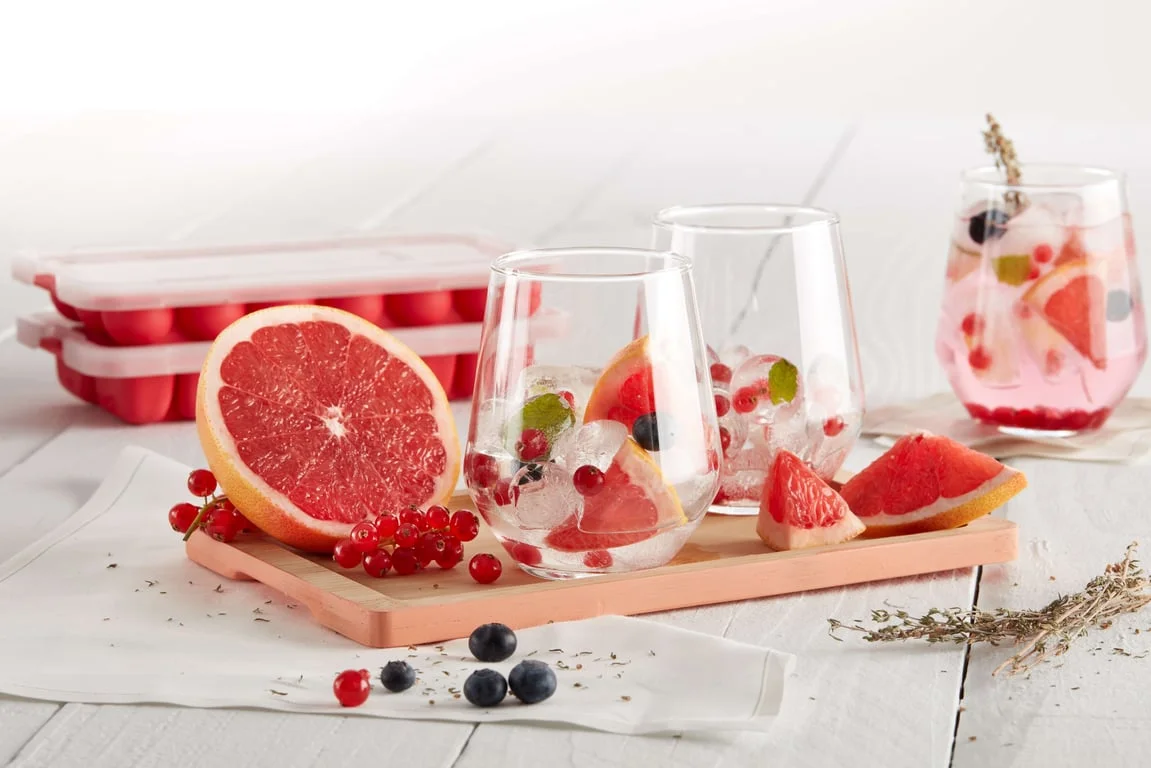 Ice Cube Tray With Lid Lekue, Hearts