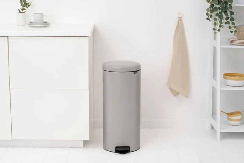 Кош за смет с педал Brabantia NewIcon 30L, Soft Grey