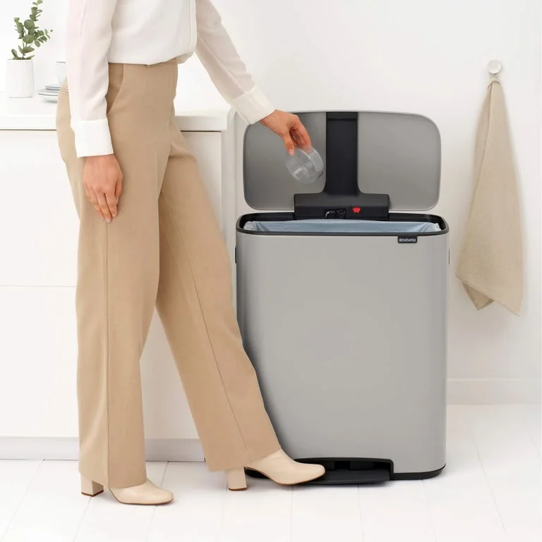 Waste Bin Brabantia Bo Pedal 60L, Soft Grey