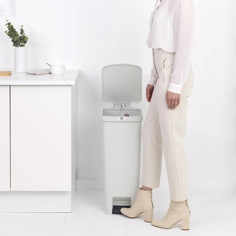 Pedal Waste Bin Brabantia StepUp 40L, Light Grey