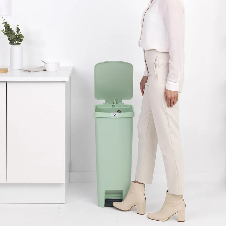 Кош за смет с педал Brabantia StepUp 40L, Jade Green