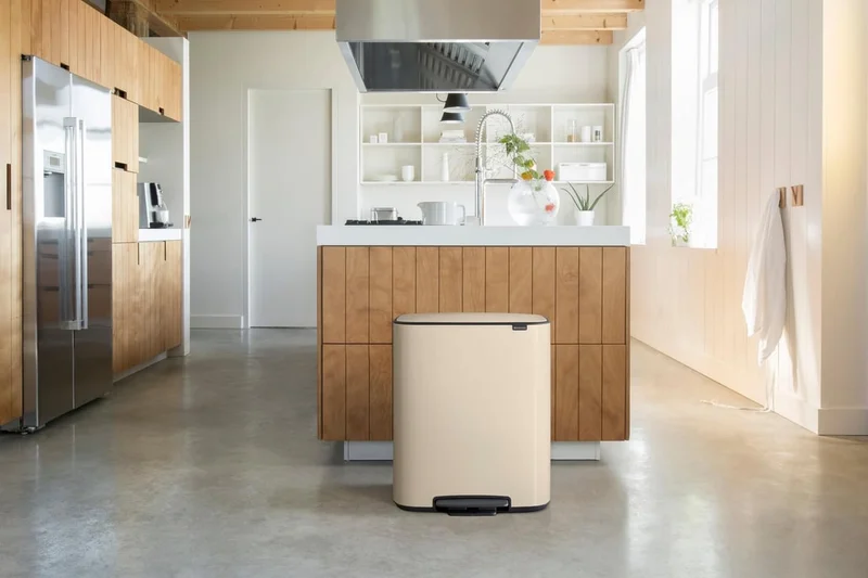 Waste Bin Brabantia Bo Pedal 2x30L, Soft Beige