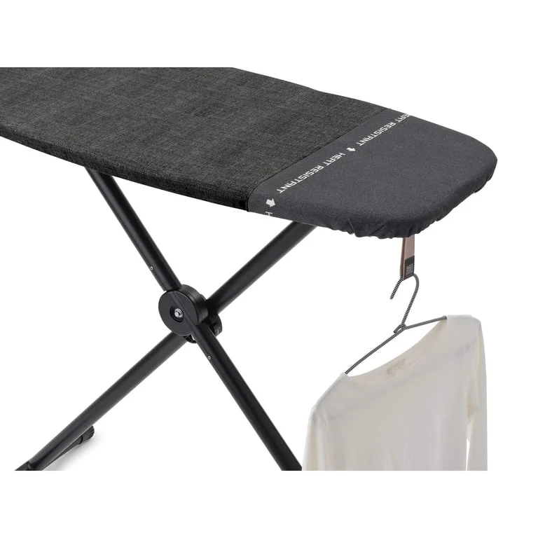 Маса за гладене Brabantia D 135x45cm с топлоустойчива зона за ютия, Denim Black