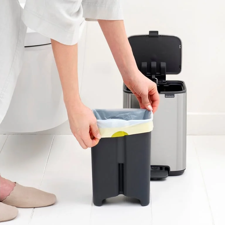 Кош за смет Brabantia Bo Pedal 4L, Matt Steel Fingerprint Proof