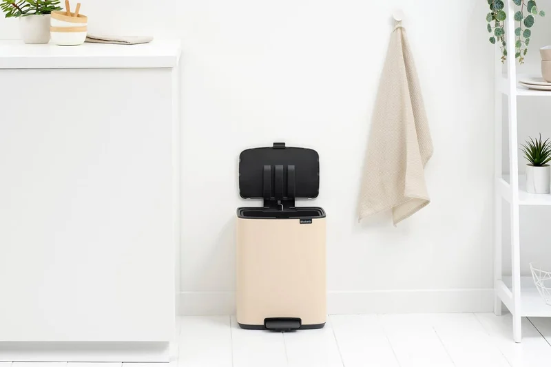 Кош за смет Brabantia Bo Pedal 12L, Soft Beige