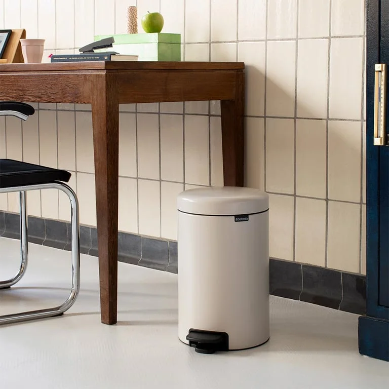 Pedal Waste Bin Brabantia NewIcon 12L, Soft Beige