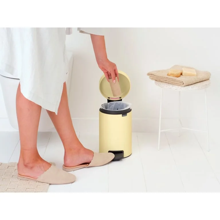 Pedal Waste Bin Brabantia NewIcon 3L, Mellow Yellow
