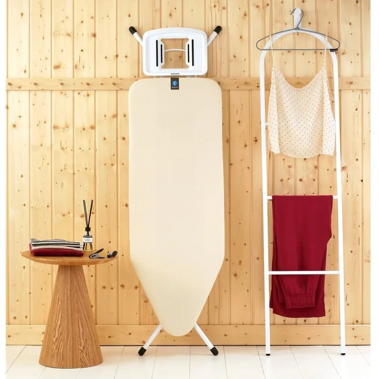 Маса за гладене Brabantia C 124x45cm с масивна поставка за ютия, Ecru