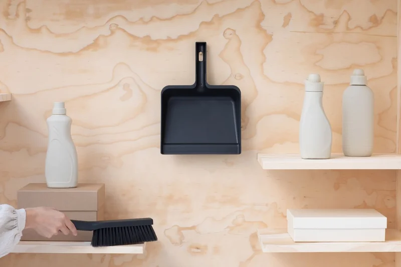 Dustpan and Brush Set Brabantia SinkSide Dark Grey
