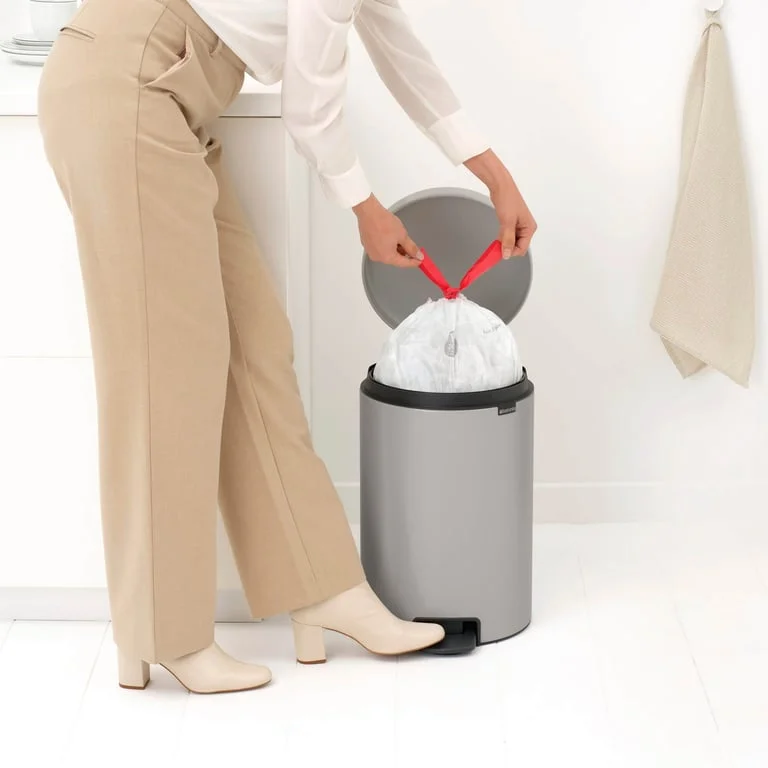Кош за смет с педал Brabantia NewIcon 20L, Soft Grey