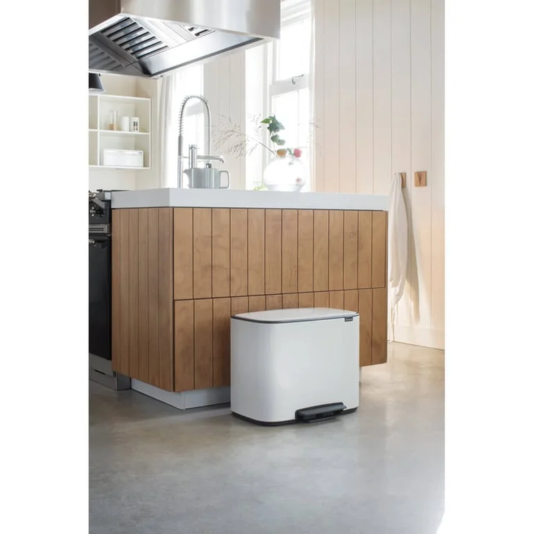 Кош за смет Brabantia Bo Pedal 36L, White