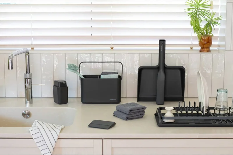 Dustpan and Brush Set Brabantia SinkSide Dark Grey