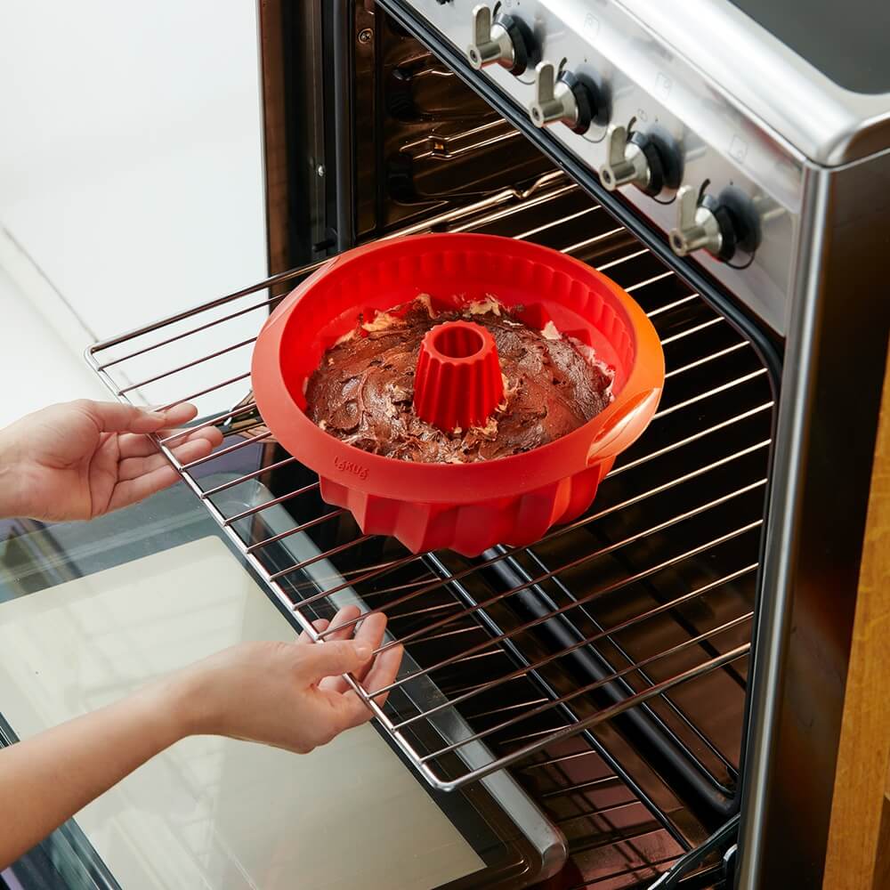Форма за печене Lekue Ø22cm, силиконова, за кекс(2) - Brabantia.bg Форма за печене Lekue Ø22cm, силиконова, за кекс(2)