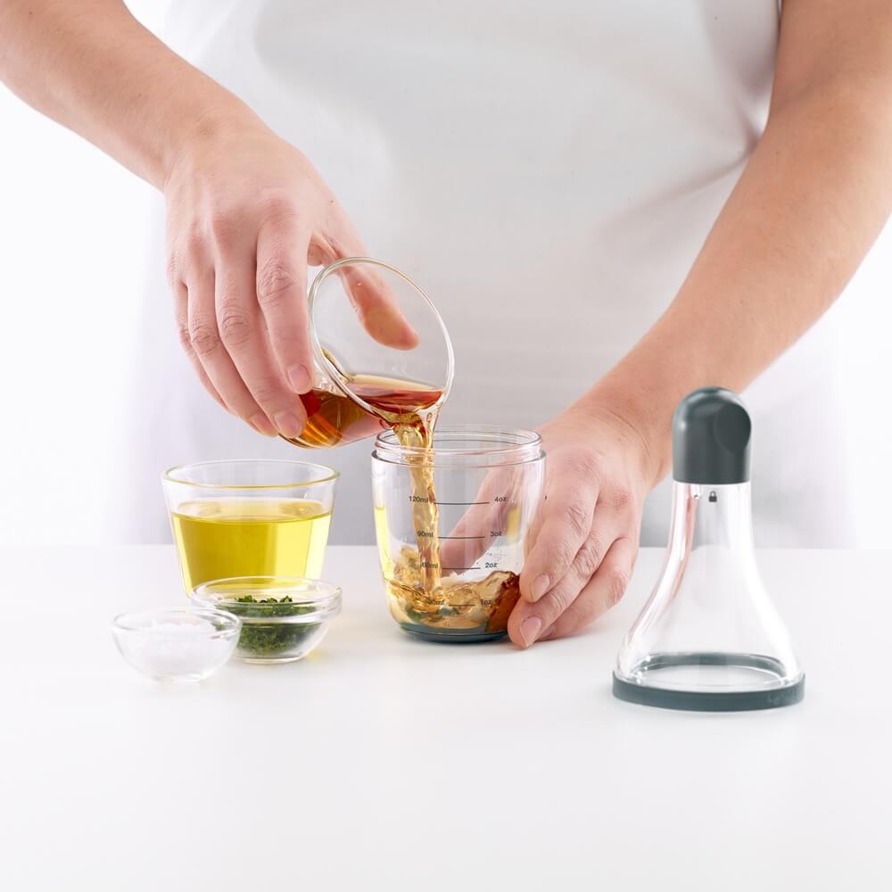 Бутилка за дресинг Lekue Ø7.2xH19.1cm(4) - Brabantia.bg Бутилка за дресинг Lekue Ø7.2xH19.1cm(4)